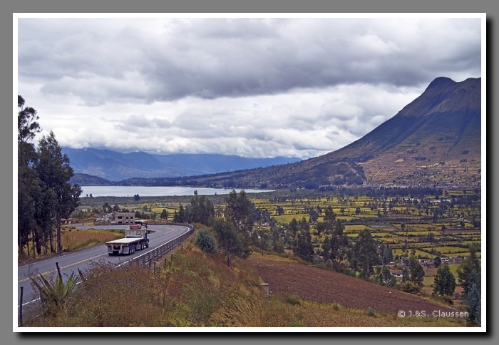 037_S_Panamericana_bei_Cotacachi0924