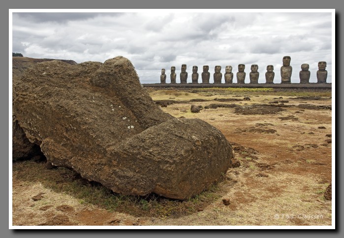 23_SC_Moais_Ahu_Tongariki_1557
